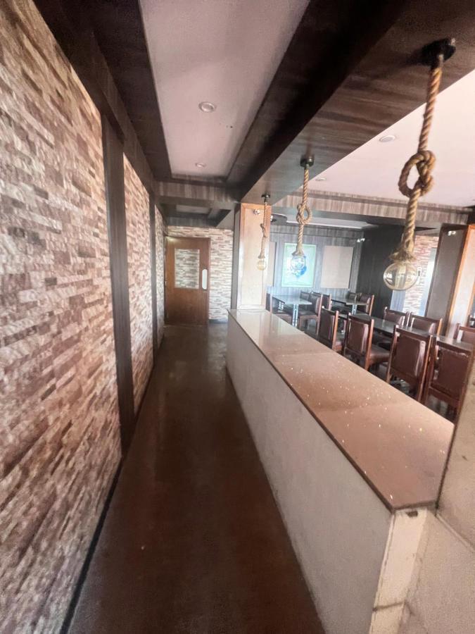 Hotel Victory At Mall Road Shimla Zewnętrze zdjęcie