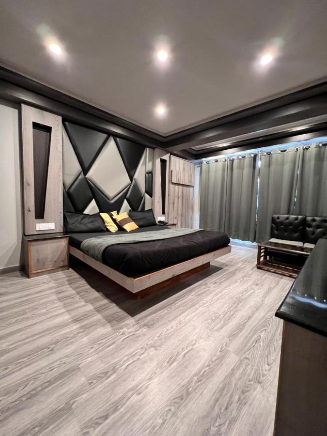 Hotel Victory At Mall Road Shimla Zewnętrze zdjęcie