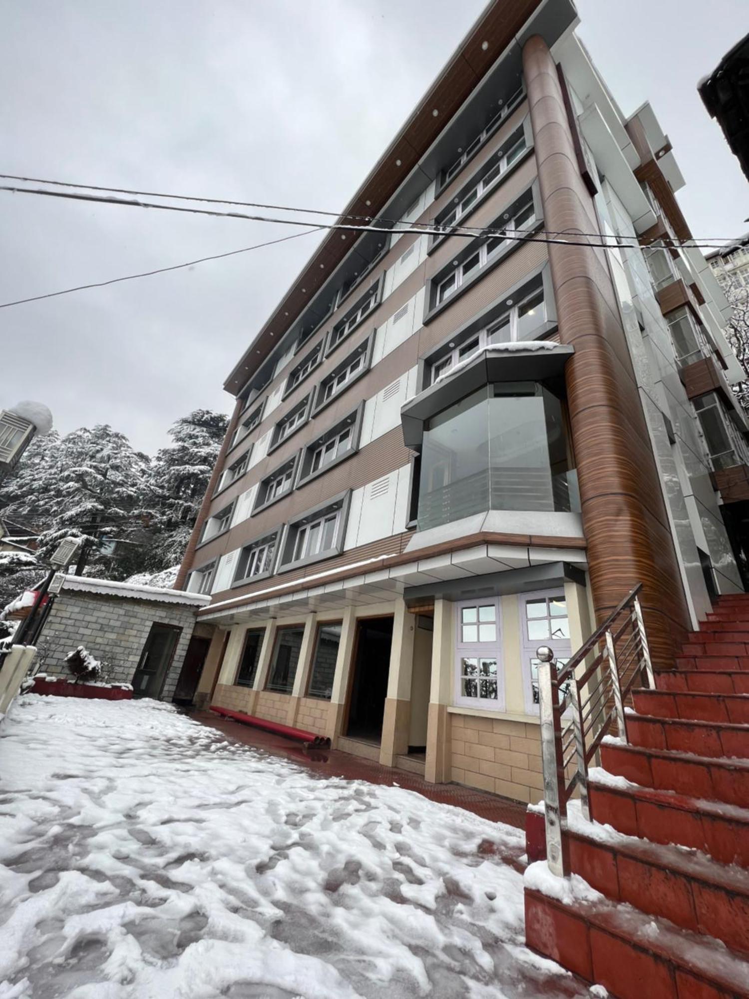 Hotel Victory At Mall Road Shimla Zewnętrze zdjęcie